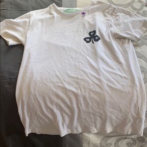 Off white tee
